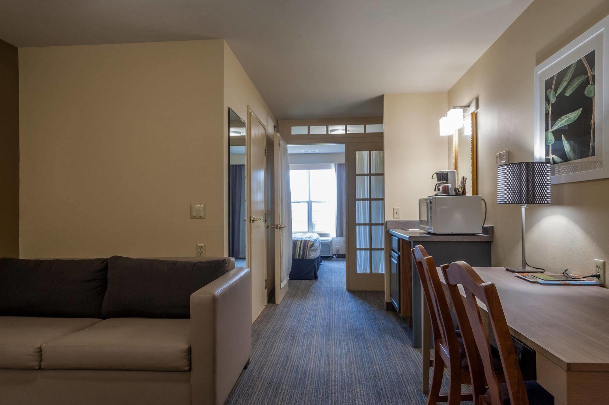 Country Inn & Suites By Radisson, Milwaukee Airport, Wi ภายนอก รูปภาพ